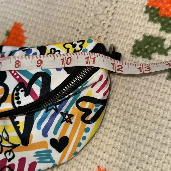 NWT Brighton Graffiti Love Crossbody Belt Bag - Picture 6 of 7